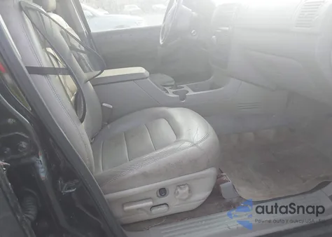 2002 Ford Explorer Limited z USA, uszkodzony, nr VIN 1FMZU75W72ZC95433